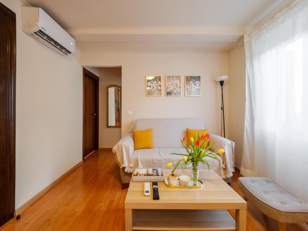 Nefertiti Suite Corfu  Exteriör bild